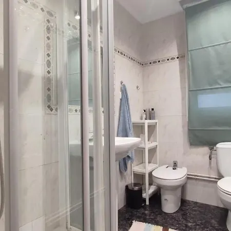 Maison d'hôtes Acogedora habitación céntrica, con wifi GRATIS 5 *